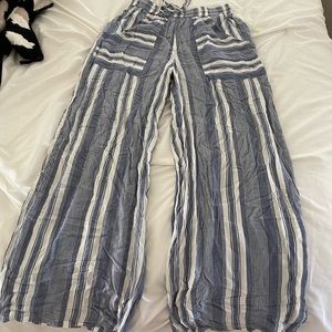 Blue and white billabong linen pants